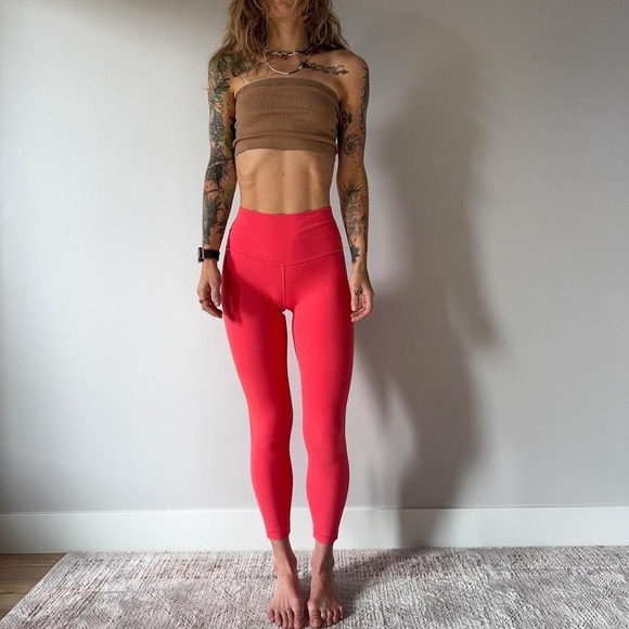 Lululemon Align Hot Pink Double-Lined Leggings | Size 4 | High-Rise Yoga Pants - Picture 1 of 7